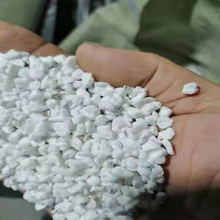 大颗粒珍珠岩 大颗粒珍珠岩